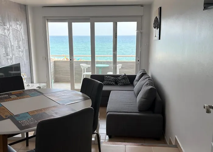 Paradise Lloret يوريت دي مار